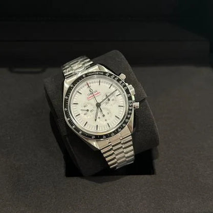 OM. Speedmaster Moonwatch Professional