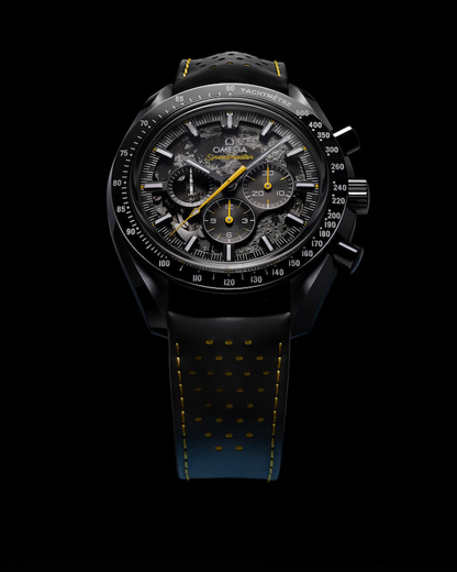 OM. Speedmaster Dark Side of the Moon Apollo 8
