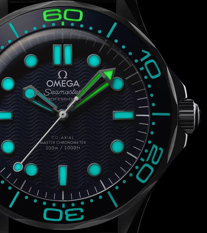 OM. Seamaster Diver 300M James Bond 60th Anniversary