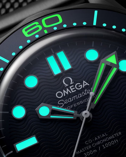 OM. Seamaster Diver 300M James Bond 60th Anniversary